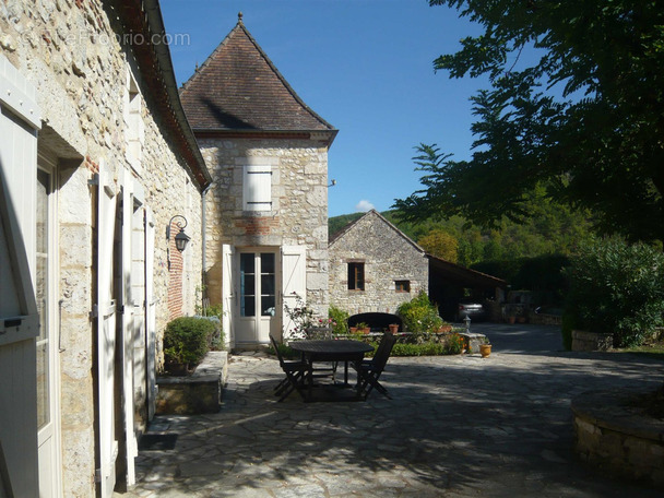 Maison à ALBAS