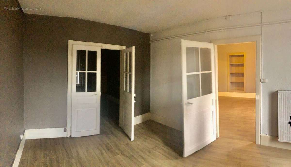 Appartement à LUXEUIL-LES-BAINS