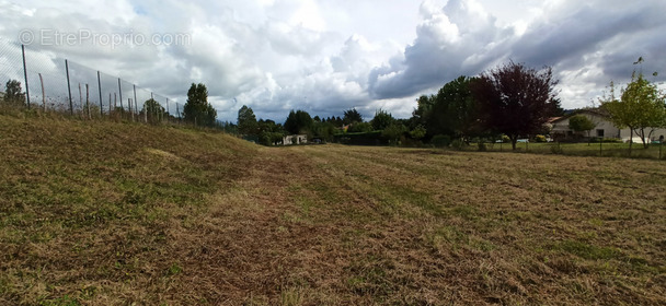 Terrain à VILLENEUVE-SUR-LOT