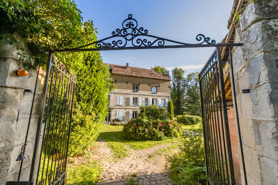 Maison à COMPIEGNE