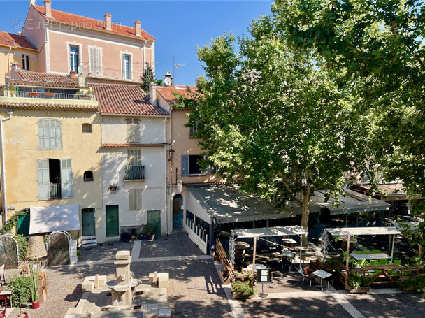 Appartement à FREJUS