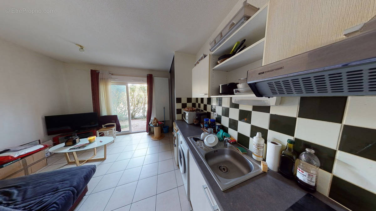 Appartement à JUVIGNAC