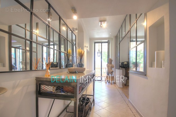 Appartement à VILLENEUVE-LOUBET