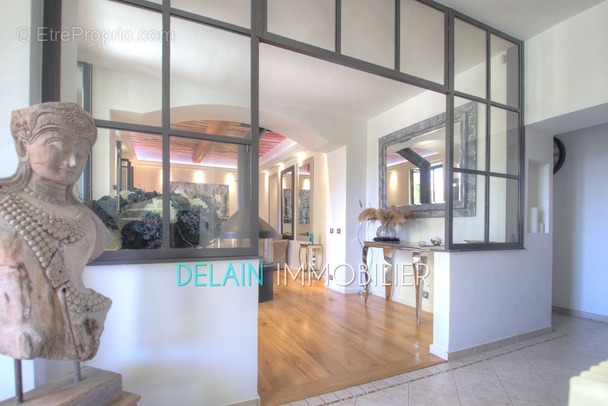 Appartement à VILLENEUVE-LOUBET