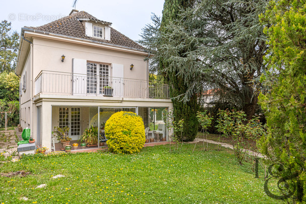 Maison à VILLENEUVE-SUR-LOT