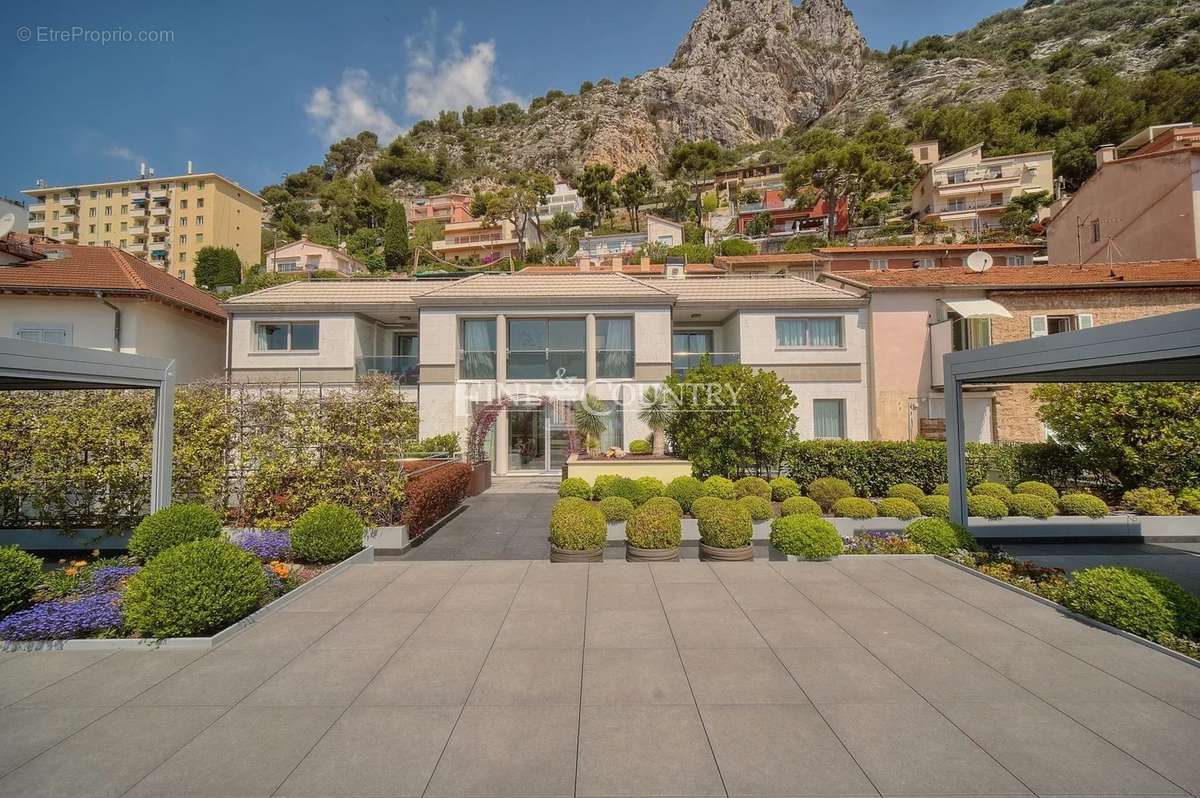 Maison à ROQUEBRUNE-CAP-MARTIN