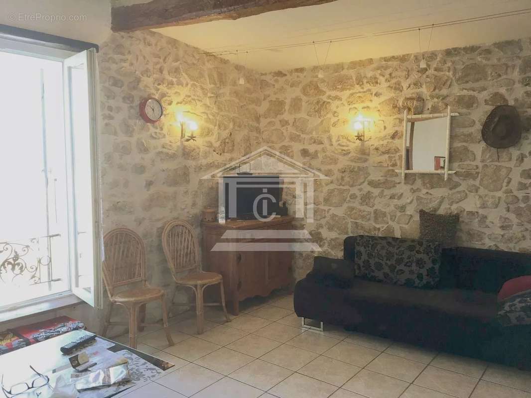 Appartement à FAYENCE