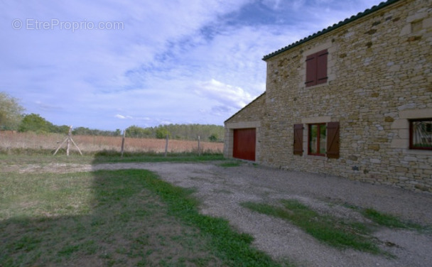 Maison à MONPAZIER