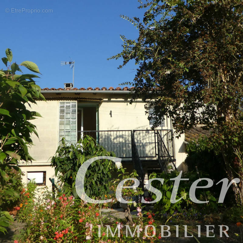 Appartement à L&#039;ISLE-JOURDAIN