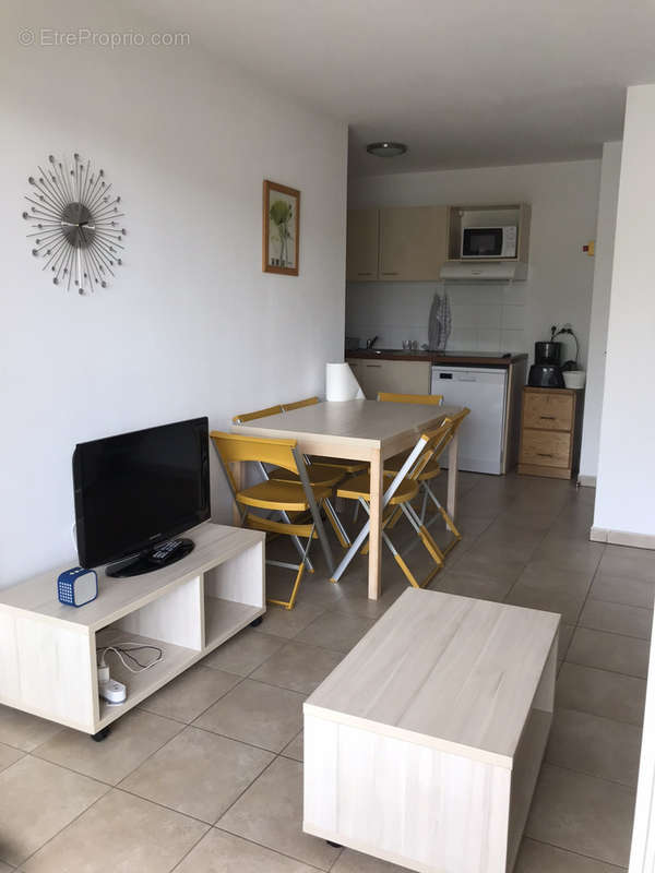 Appartement à ROQUEBRUNE-SUR-ARGENS