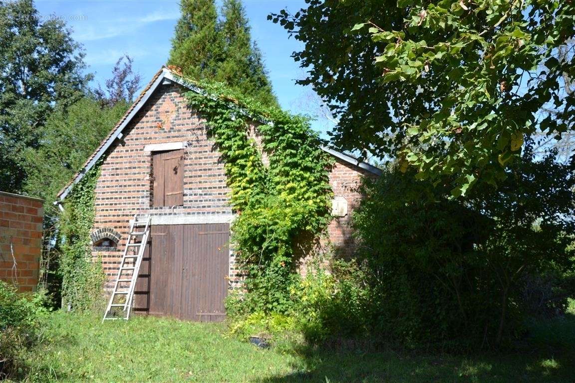 Maison à COURMENIL