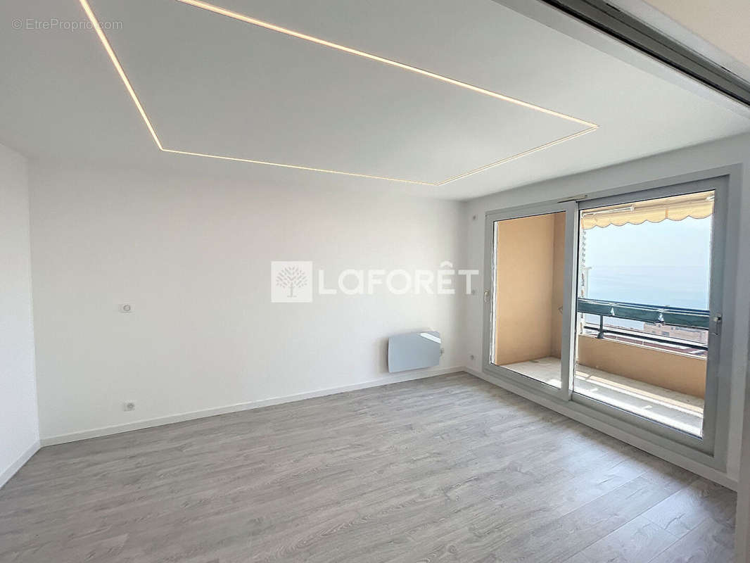 Appartement à BEAUSOLEIL