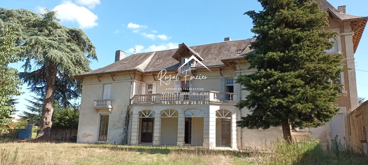 Maison à INGRANDES