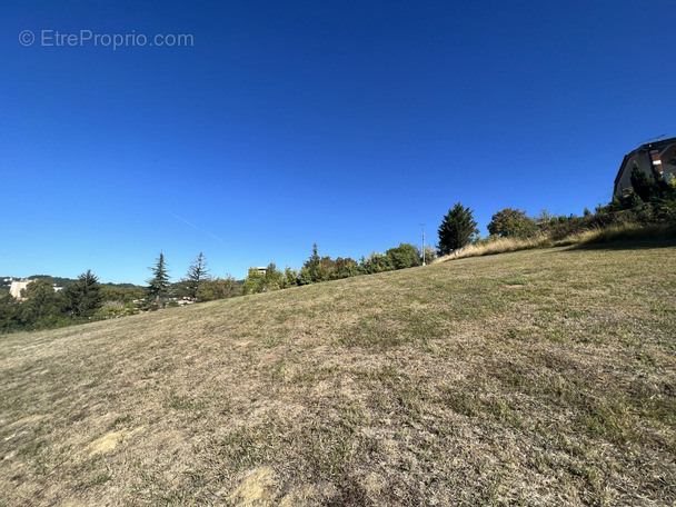 Terrain à AGEN