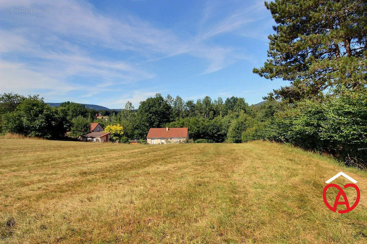 Terrain à PROVENCHERES-SUR-FAVE