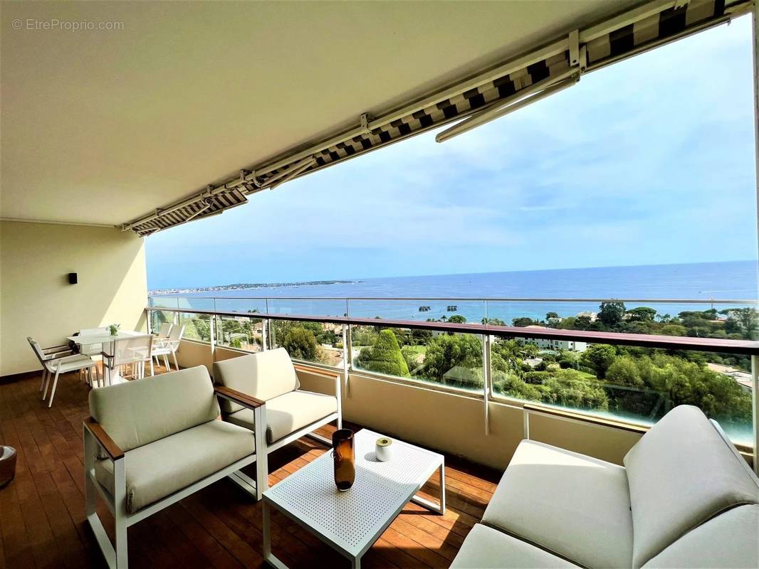 Appartement à CANNES