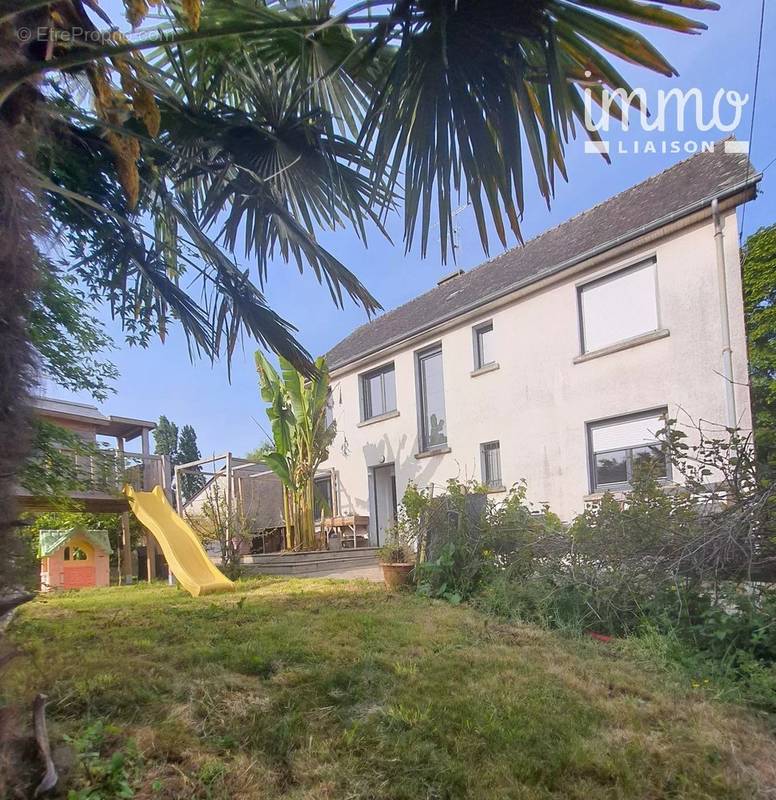 Maison à BAIN-DE-BRETAGNE