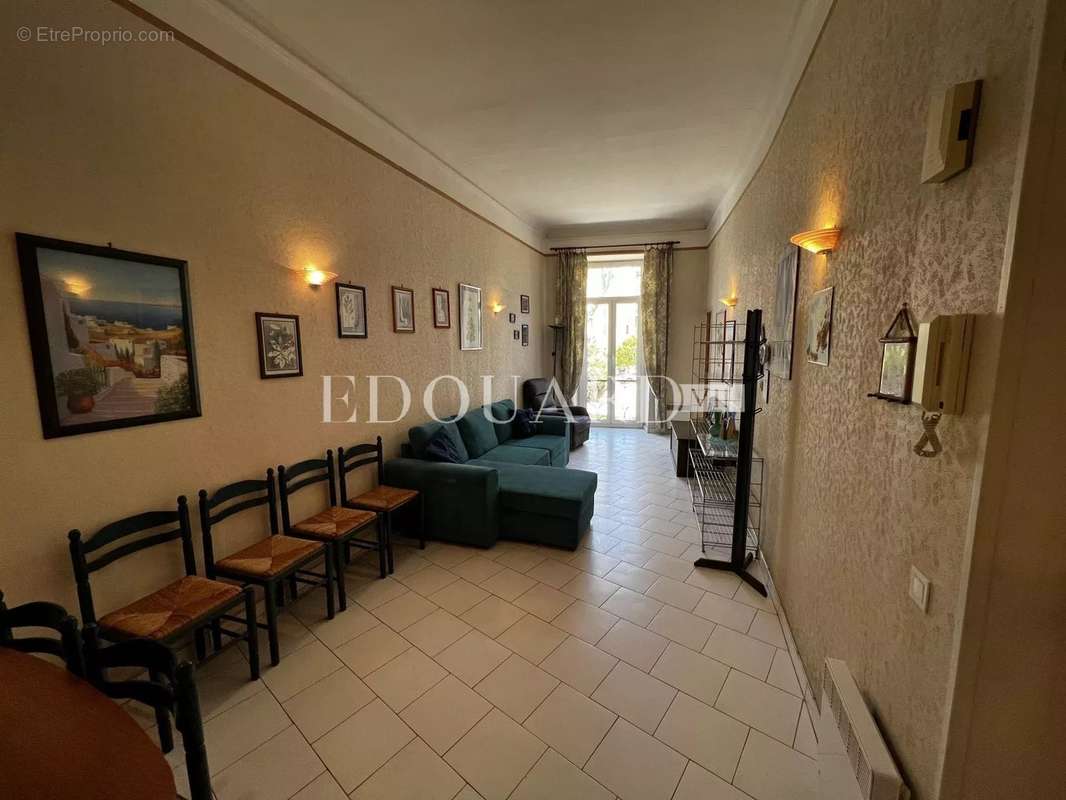 Appartement à MENTON