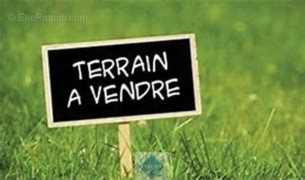 Terrain à EU