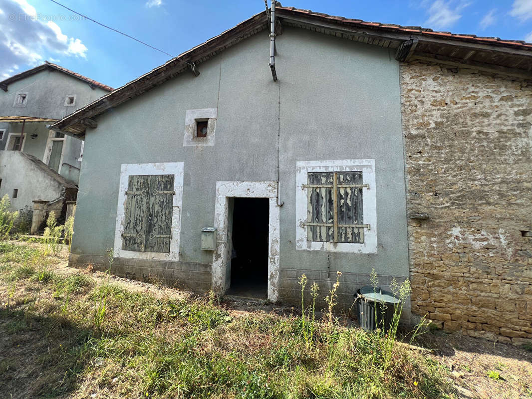 Maison à CHATAIN