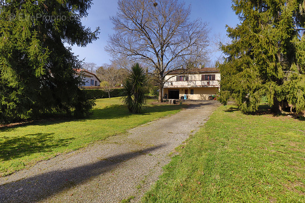 Maison à VILLENEUVE-SUR-LOT