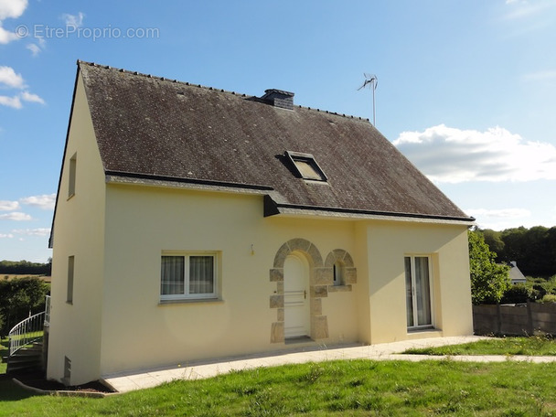 Maison à CAUREL