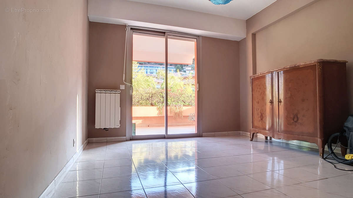 Appartement à ROQUEBRUNE-CAP-MARTIN