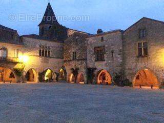 Maison à MONPAZIER