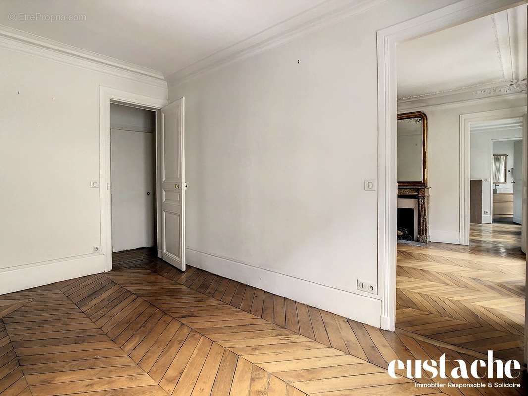 Appartement à PARIS-5E