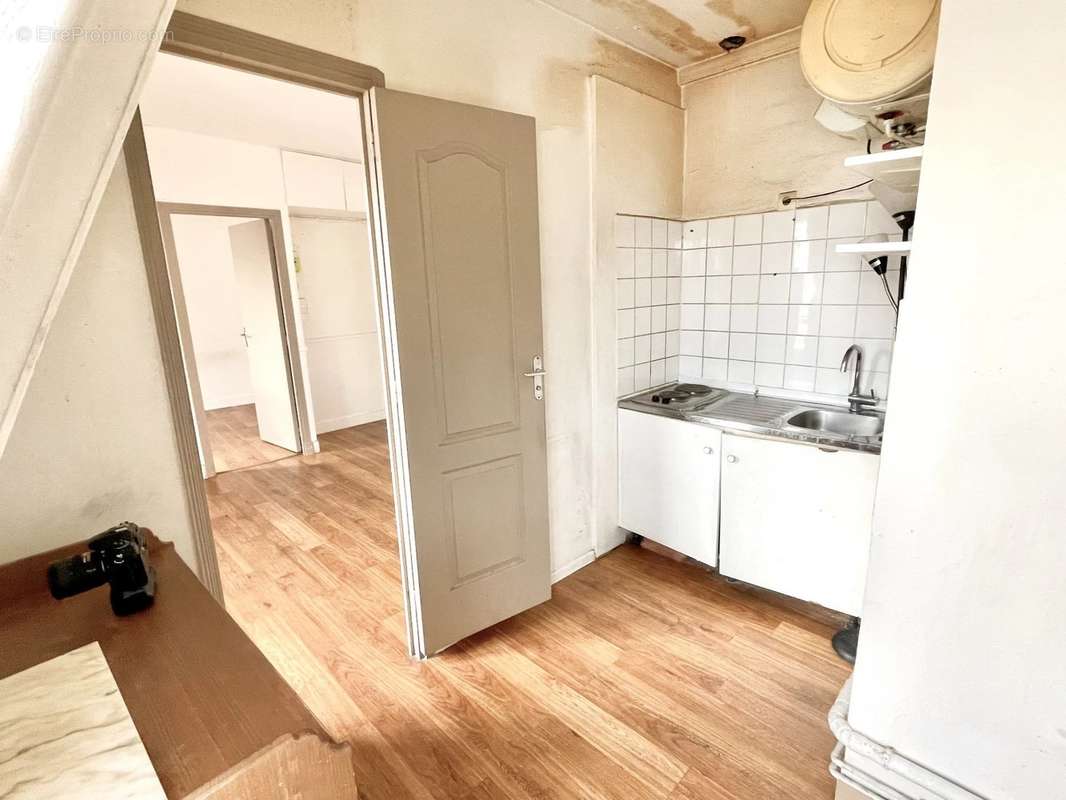 Appartement à PARIS-10E