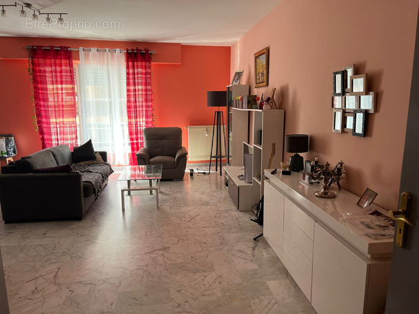 Appartement à MENTON