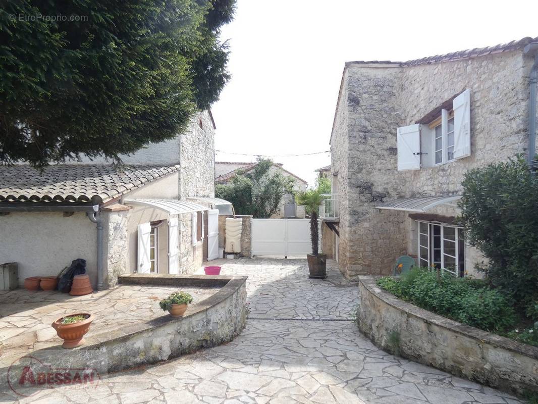 Maison à CORDES-SUR-CIEL