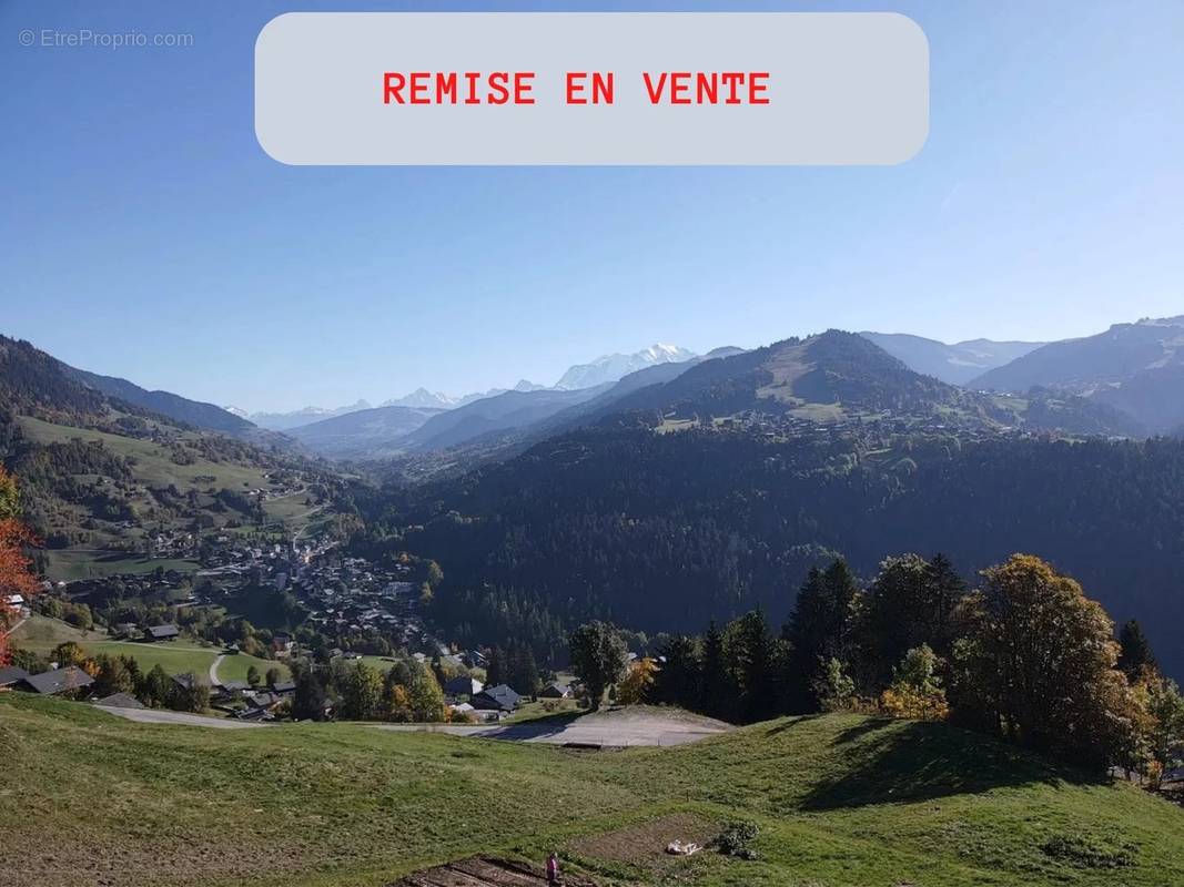 Terrain à SAINT-NICOLAS-LA-CHAPELLE