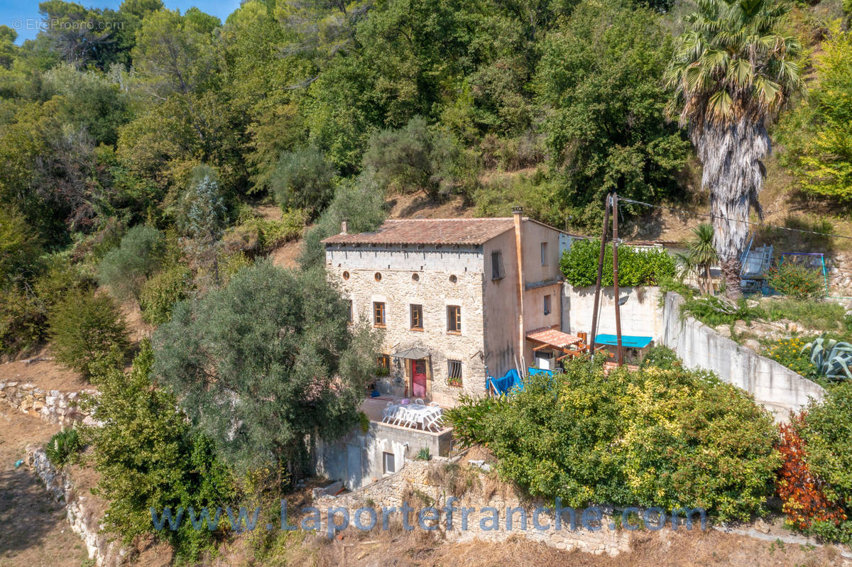 Maison à CAGNES-SUR-MER