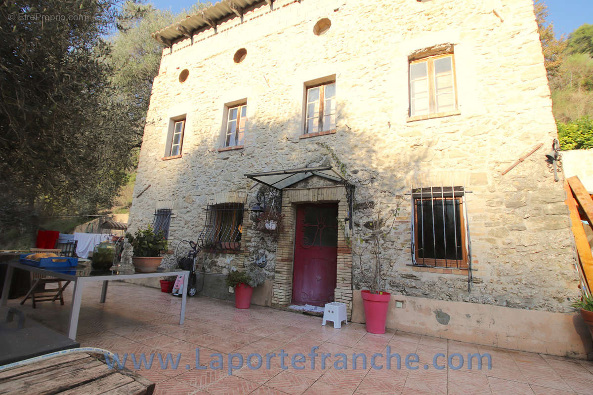 Maison à CAGNES-SUR-MER