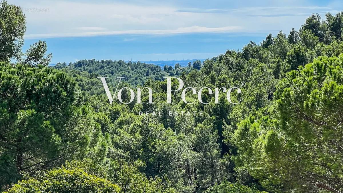 Appartement à LES BAUX-DE-PROVENCE