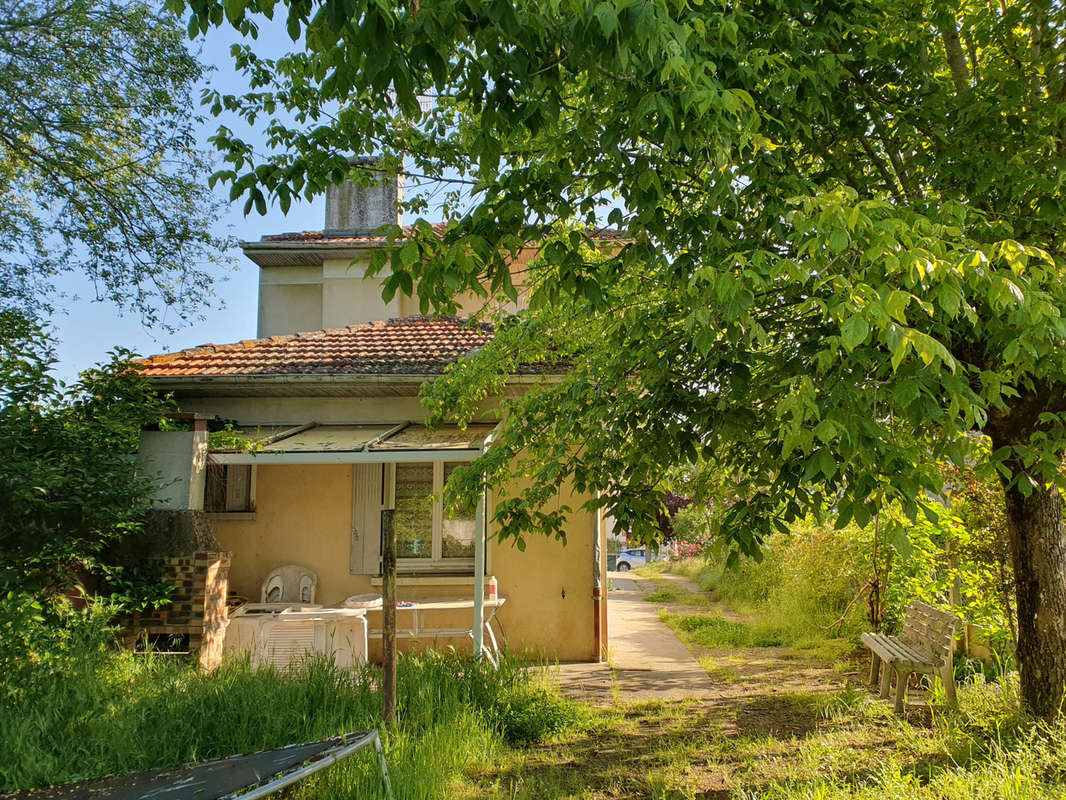 Maison à MONTPON-MENESTEROL