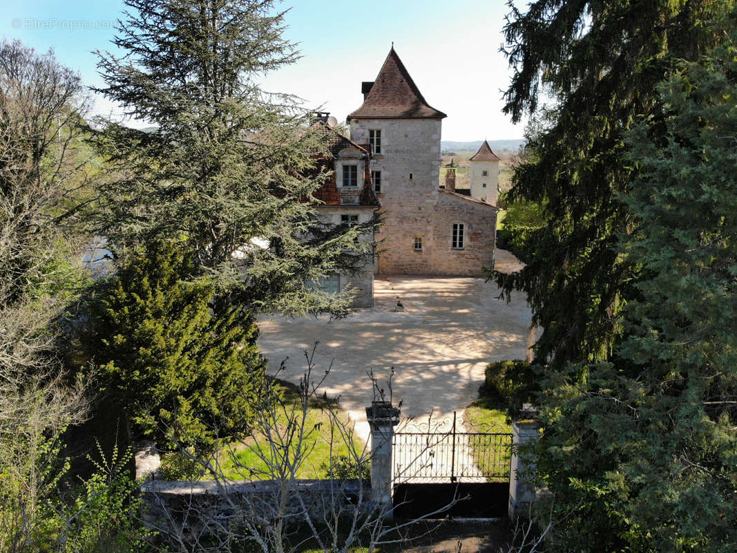 Maison à CAHORS