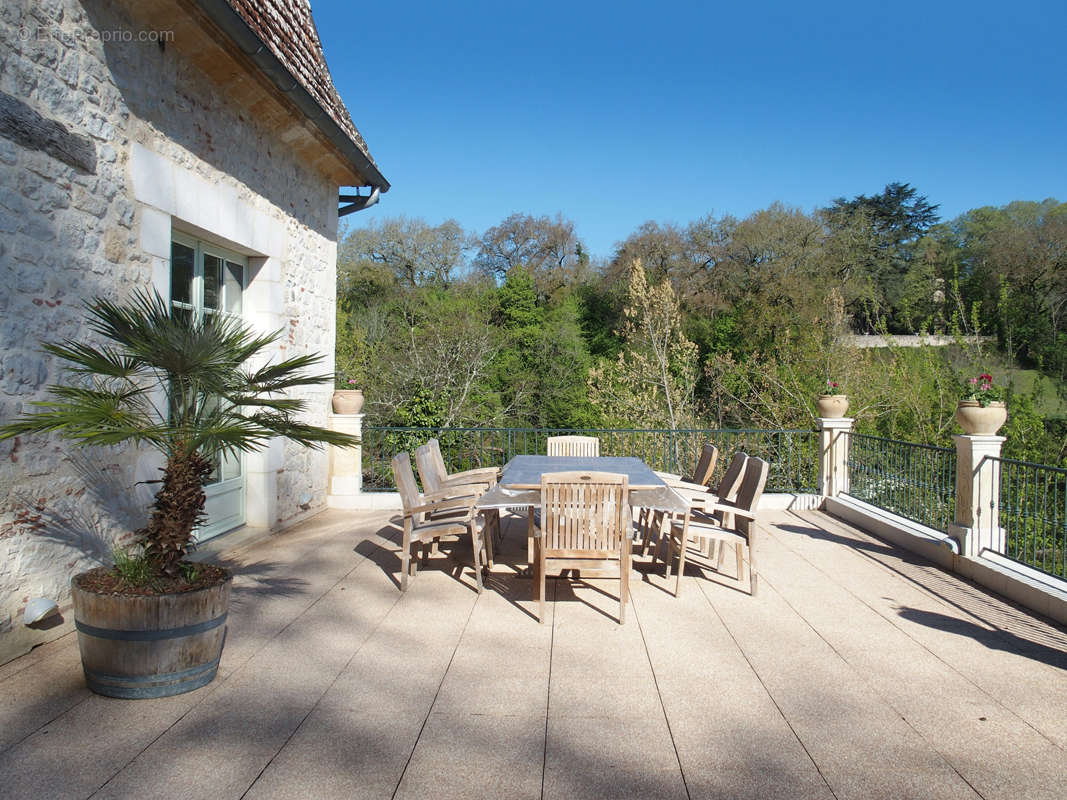 Maison à CAHORS