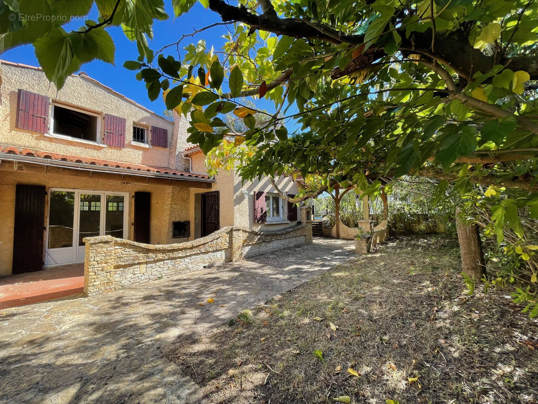 Maison à SIX-FOURS-LES-PLAGES