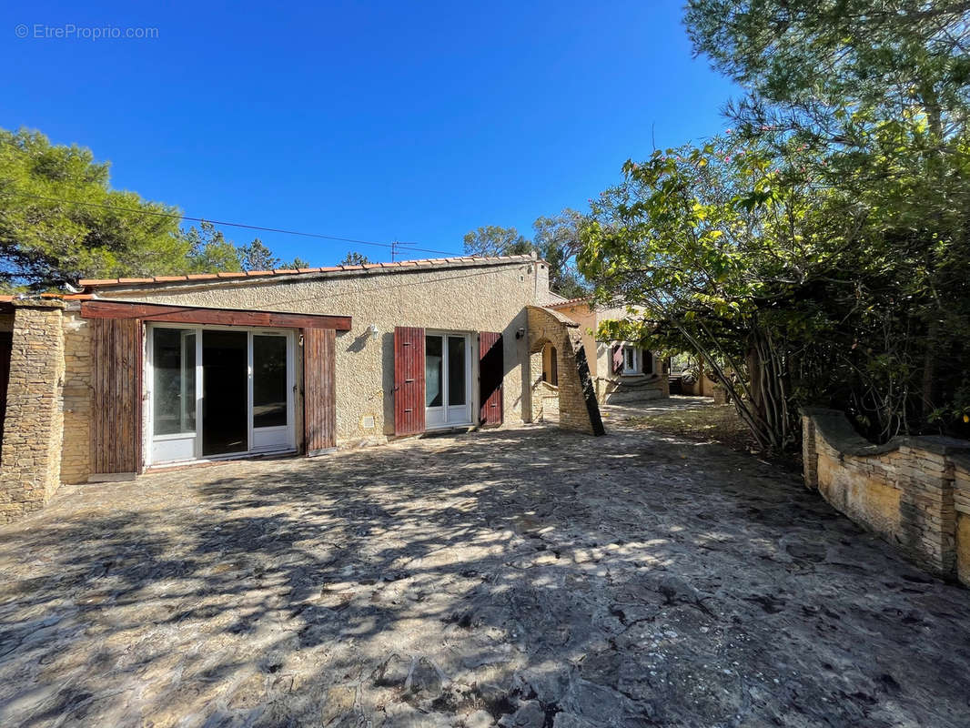 Maison à SIX-FOURS-LES-PLAGES