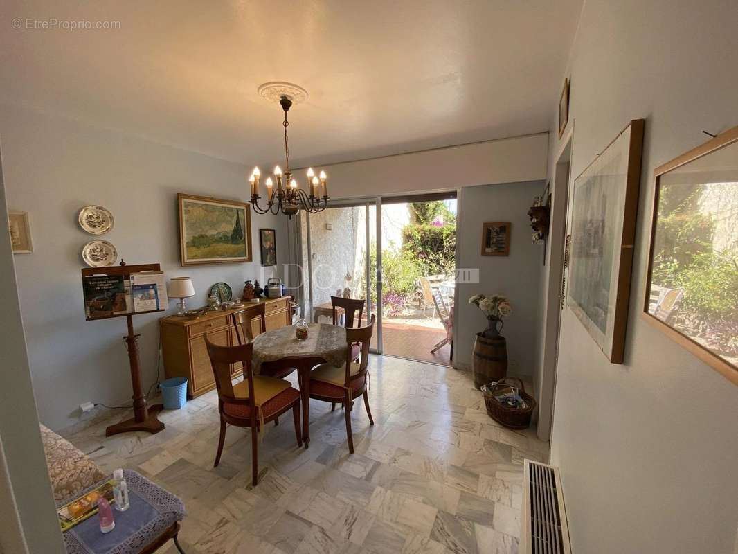 Appartement à MENTON