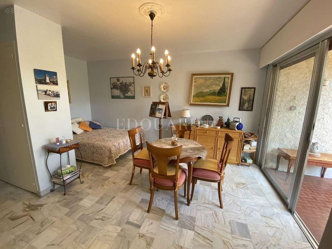 Appartement à MENTON