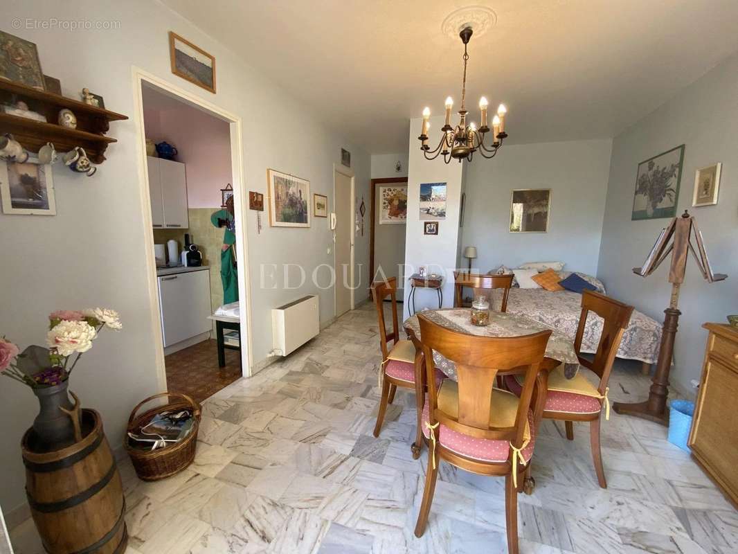 Appartement à MENTON