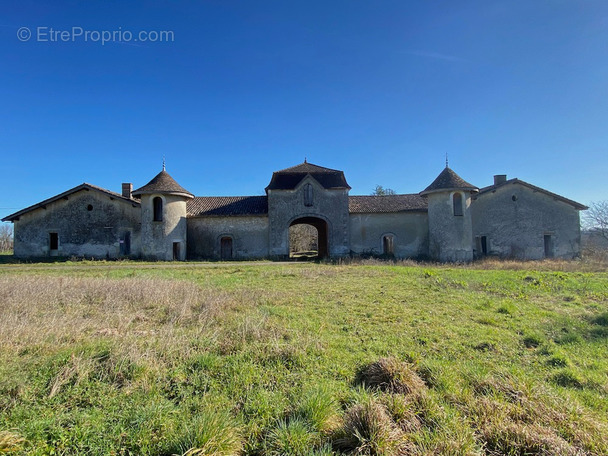 Maison à JUILLAC