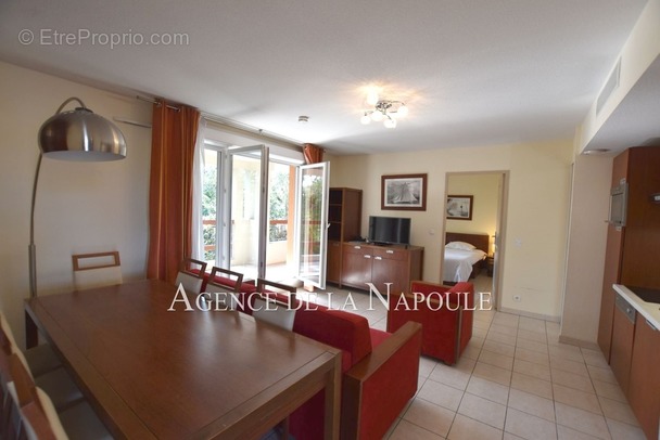 Appartement à MANDELIEU-LA-NAPOULE