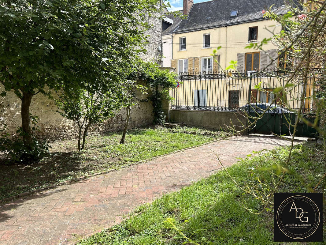 Appartement à DOURDAN