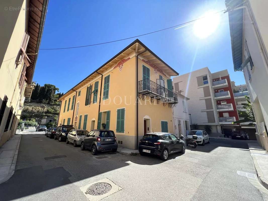 Appartement à MENTON