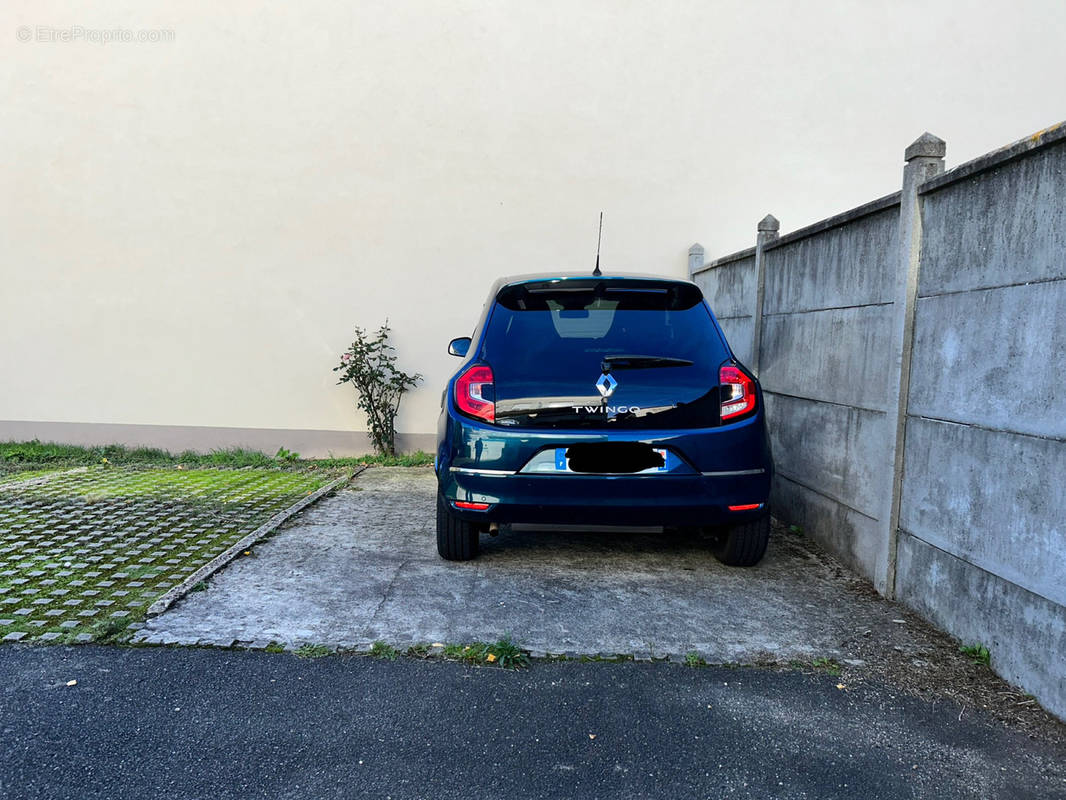 Parking à SAVIGNY-SUR-ORGE