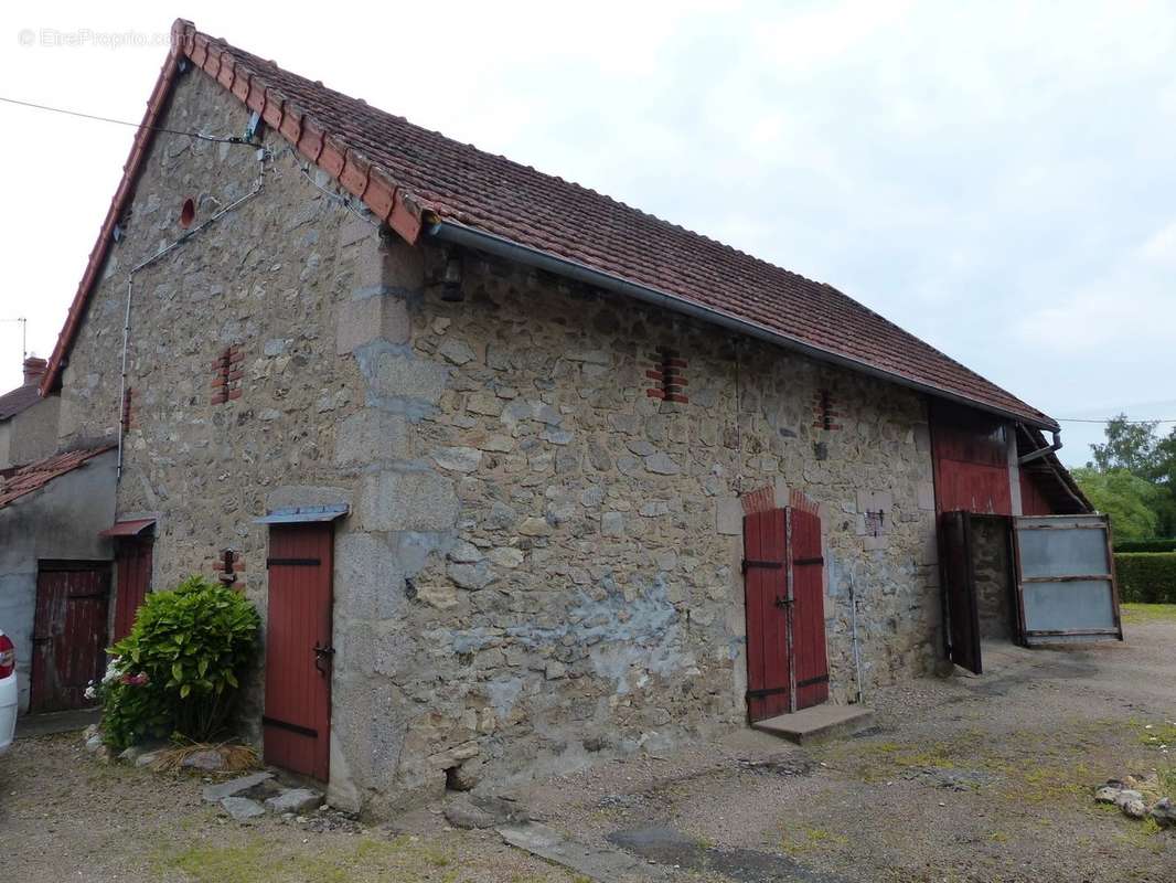 Maison à SAINT-NIZIER-SUR-ARROUX